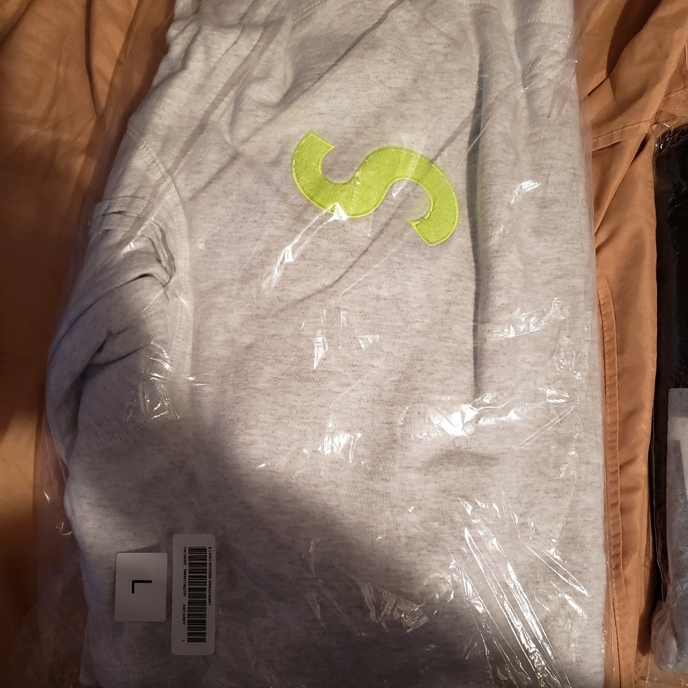 Supreme S logo